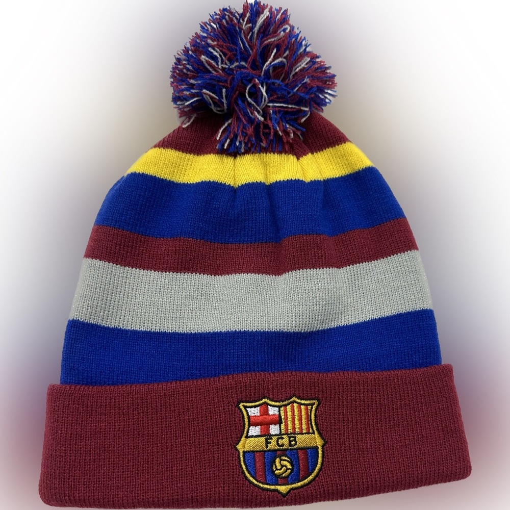 Barcelona Casual Cuffed Beat with Pom